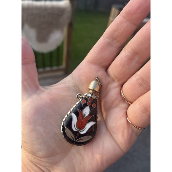 Vintage Enamel Perfume Pendant Jewelry Silver Stamp - Picture 6 of 11